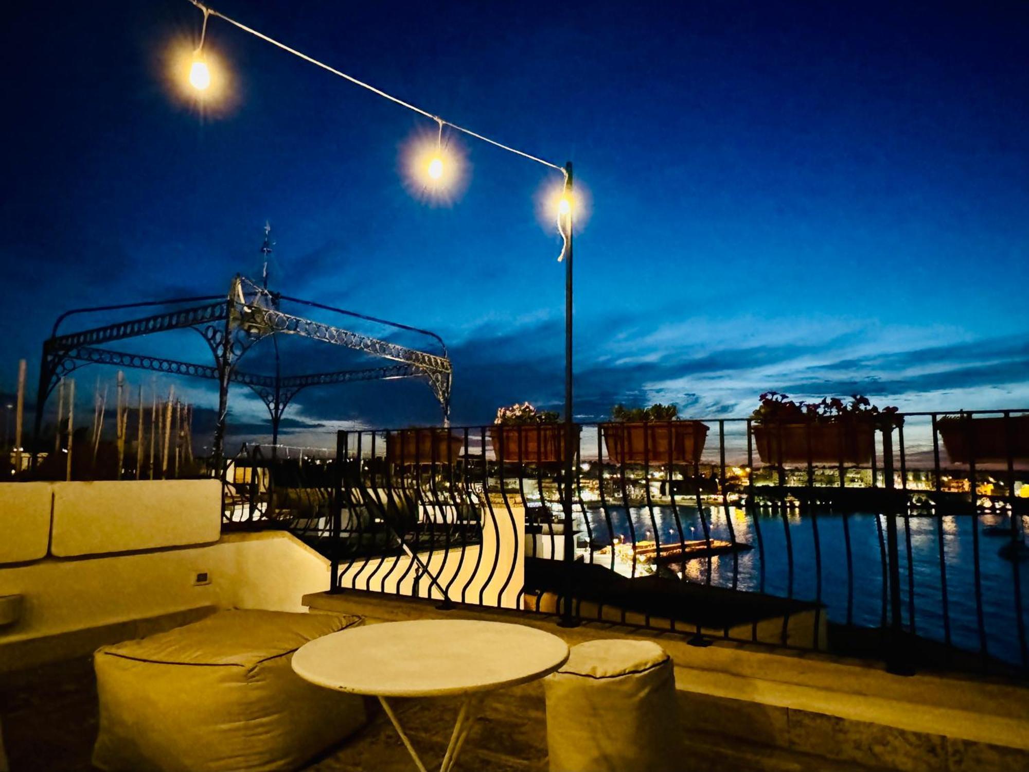 Apartment Dimora Del Sole Luxury And Charm *
